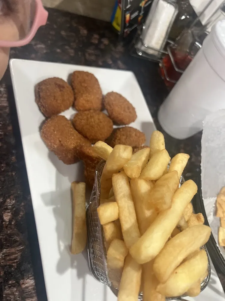 Chicken Nuggets with Fries